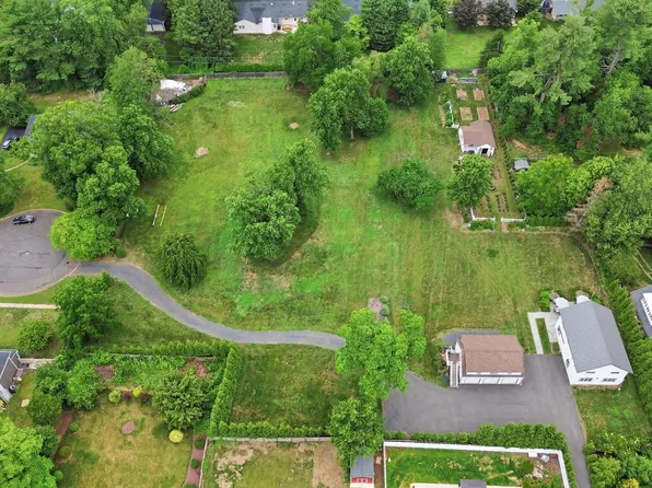 66 Black Rock Rd, Yardley, PA 19067