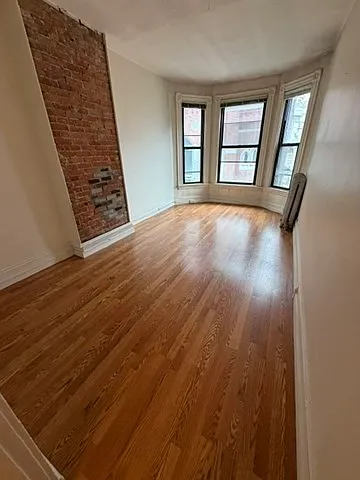 16 Isabella St — Photo 4