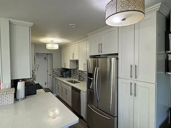 1841 Central Park Ave APT 6N, Yonkers, NY 10710