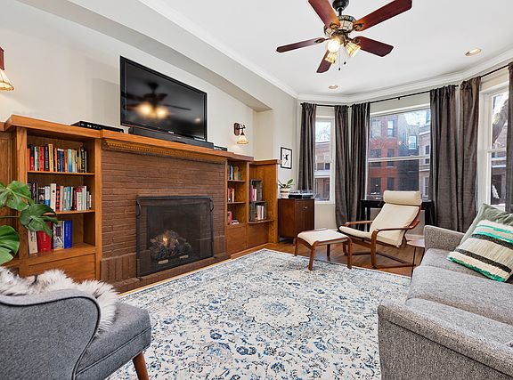 3rd image of 2439 N Albany Ave #1S