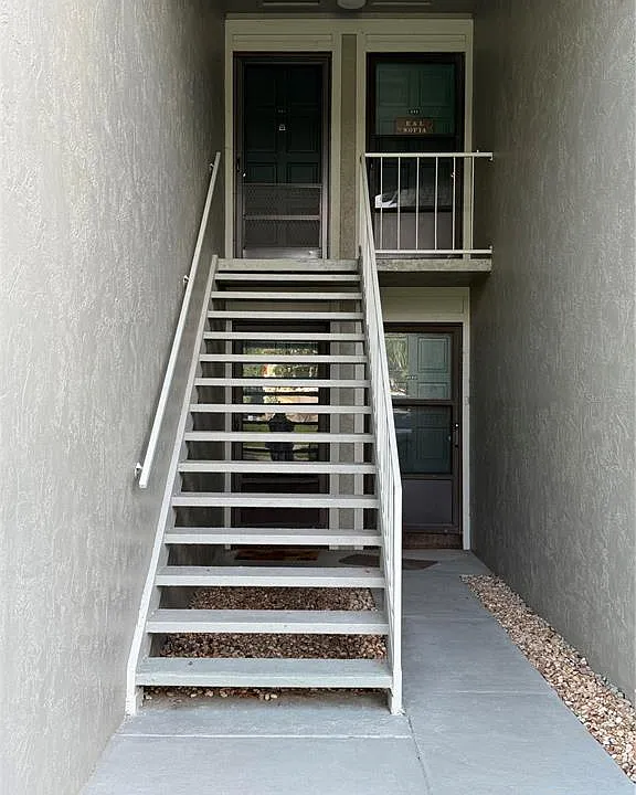 308 Palm Coast Pkwy #202