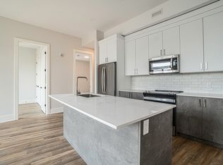 404 Eden Avenue, Ottawa, ON K1Z 5H9