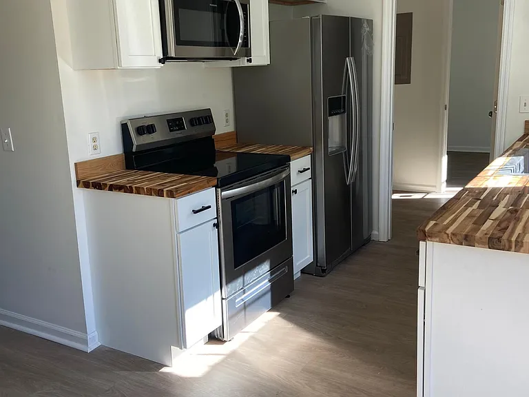 174 Sterling Creek Dr — Photo 8