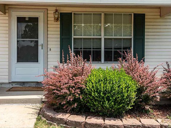 2nd image of 316 Trickey Ln