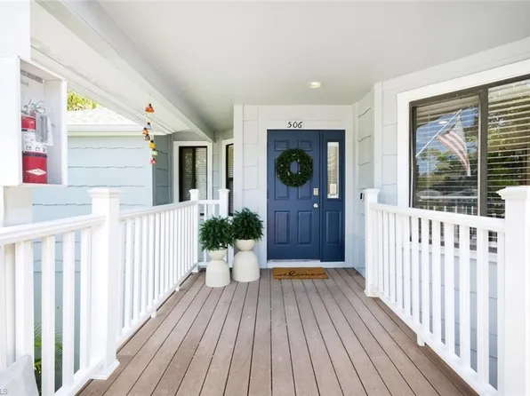 506 Courtside DR #E201, NAPLES, FL 34105