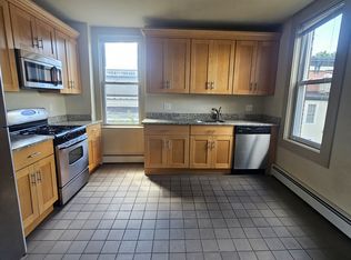 533 Chapel St #5B, New Haven, CT 06511
