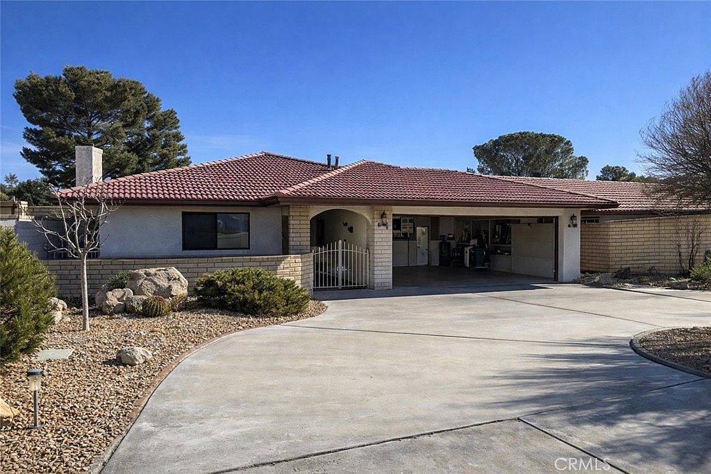 27987 Fairacres Ln