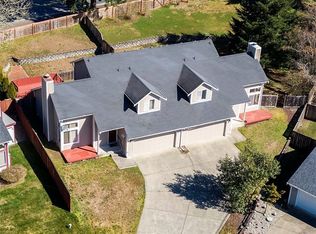 7417 63rd St W, University Place, WA 98467