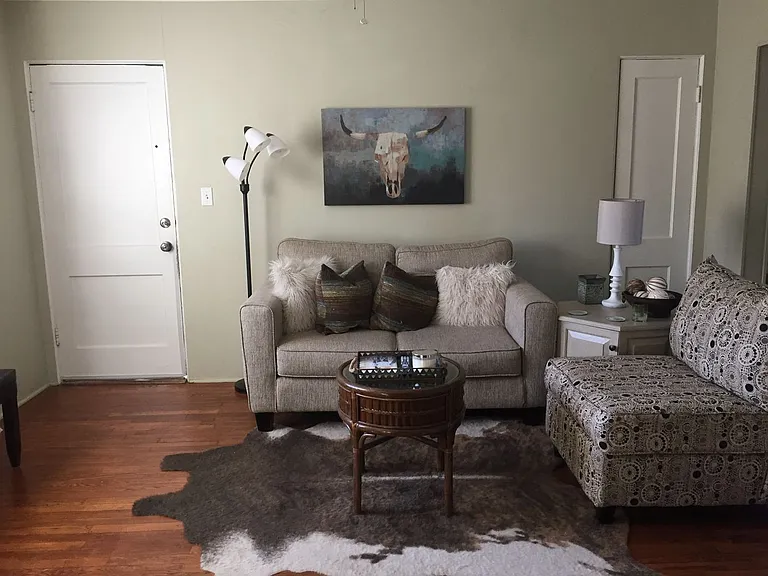 529 N Whitham Ave — Photo 17
