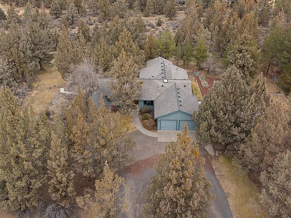 4th image of 63545 Deschutes Market Rd