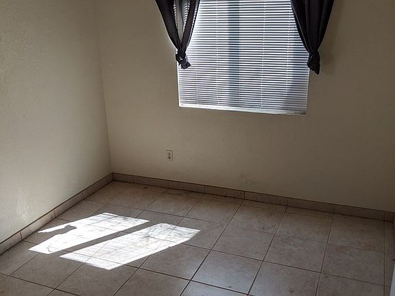 5th image of 601 E Lee St APT 7