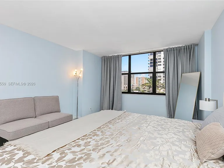 2401 S Ocean Dr #404 — Photo 13