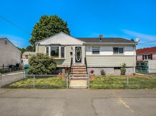 66 Walnut Park, Lynn, MA 01905