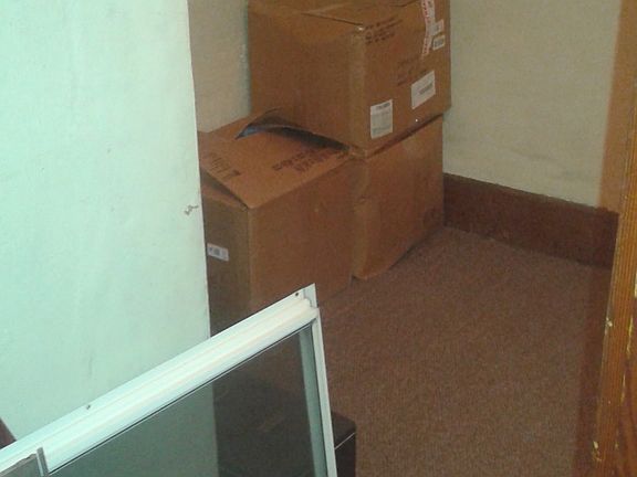 Upper unit storage closet