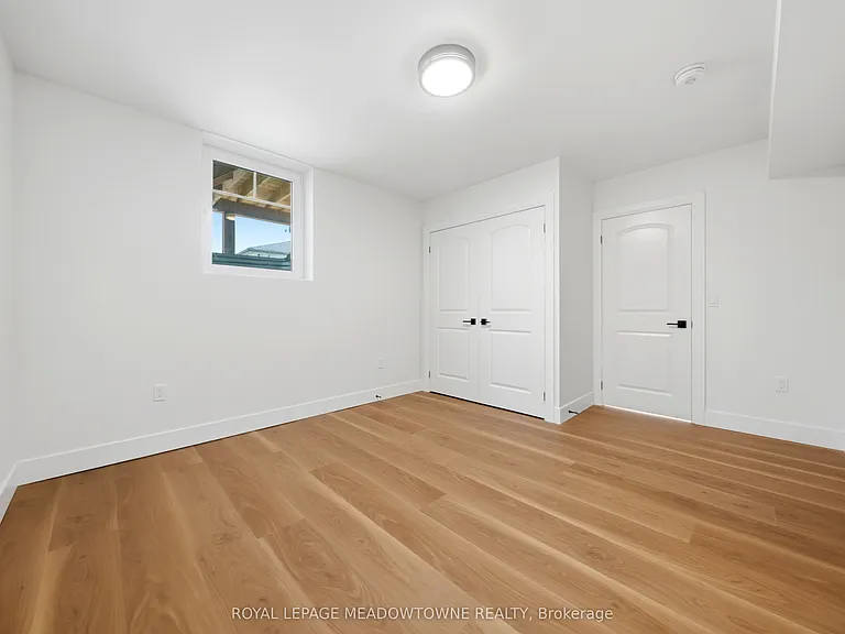 2718 Bovaird Dr W #BASEMENT — Photo 7