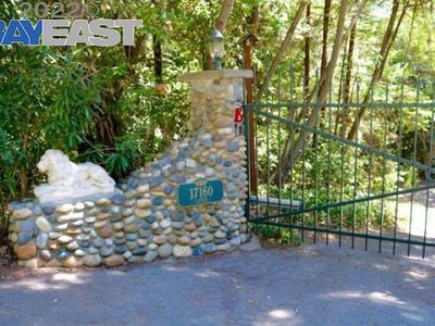 17160 Laurel Rd, Los Gatos, CA, 95033