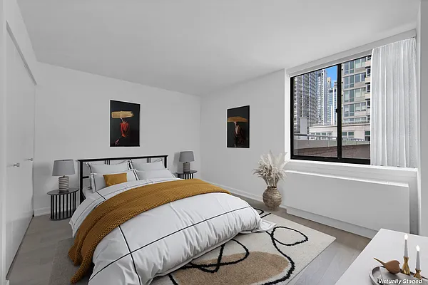 77 West 24th Street #10H