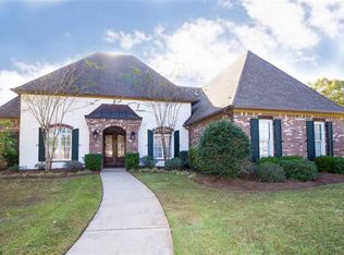 319 Buckingham Ct, Ridgeland, MS 39157