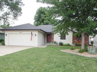 7426 SW Bingham Rd, Topeka, KS 66614