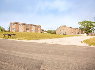 1106 Cheyenne St, Benkelman, NE 69021