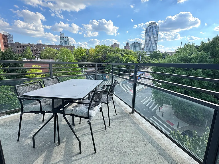 125 Borinquen Pl #401 — Photo 1
