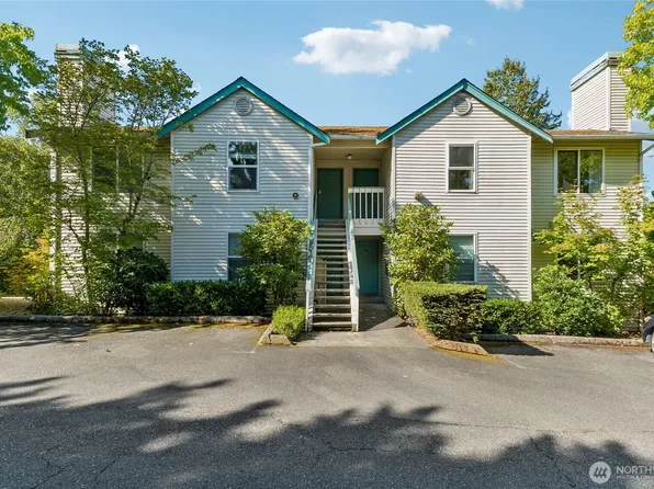 6835 NE 153rd Place #A202, Kenmore, WA 98028