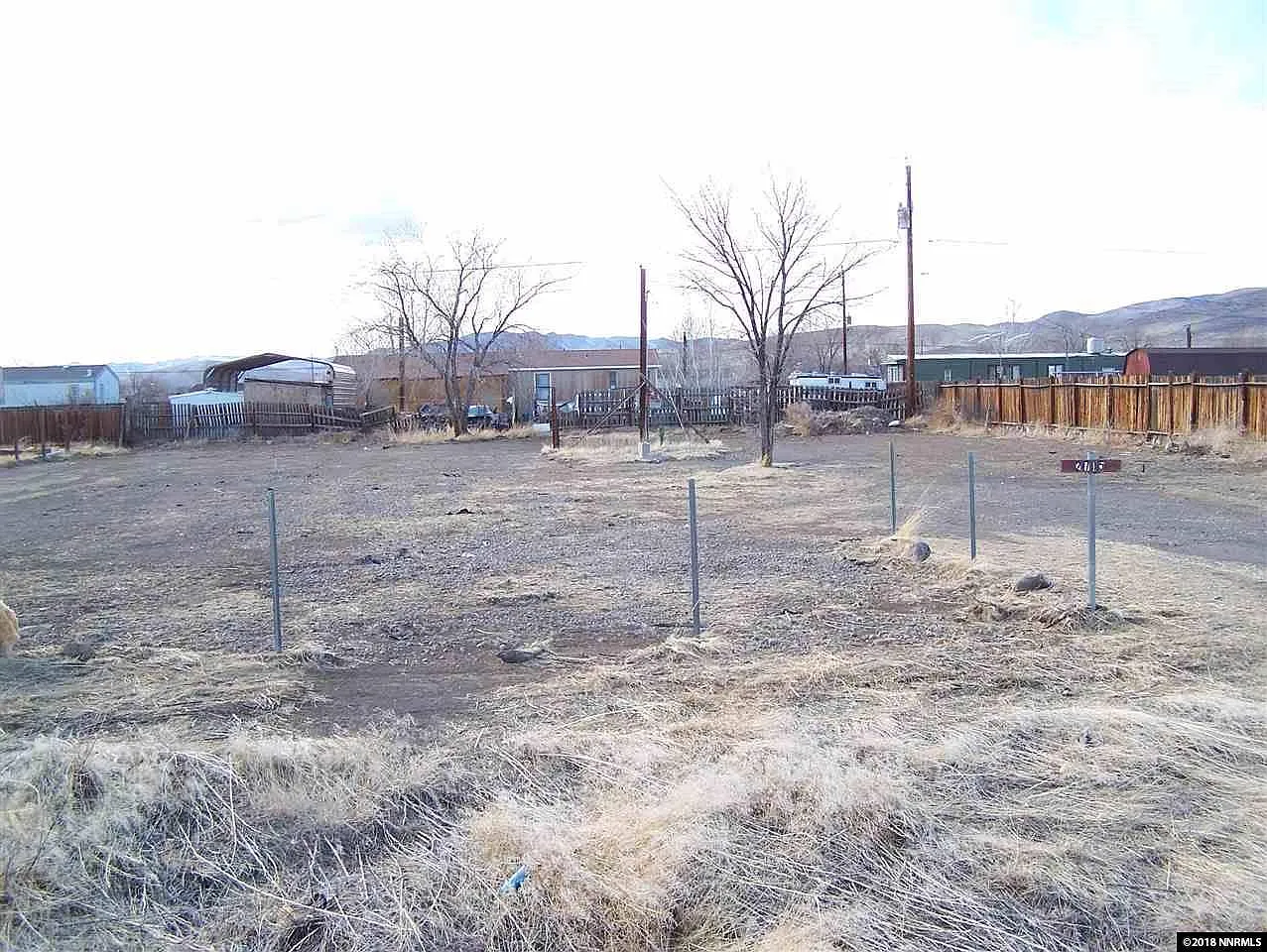 2715 Winnemucca St photo 1