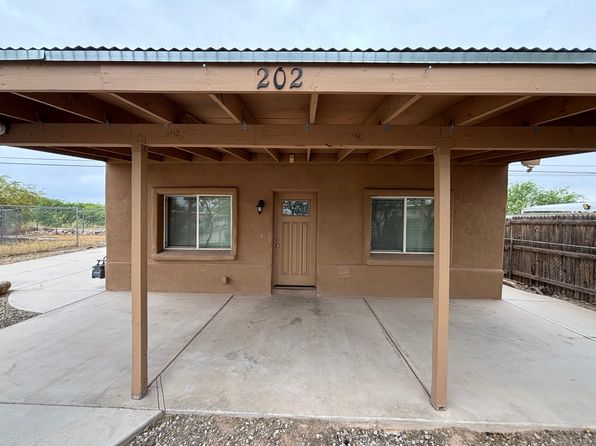 202 E Fairground Dr