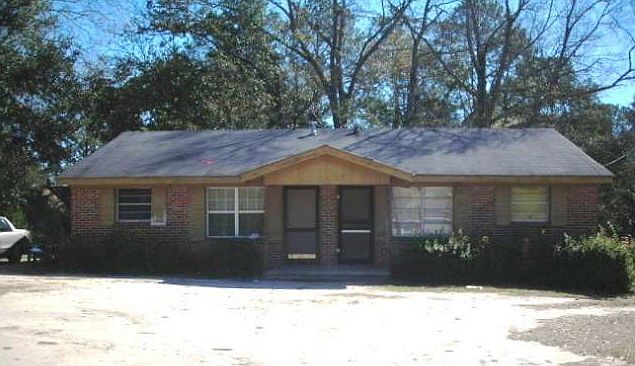 1st image of 1112 E Wingate Ave