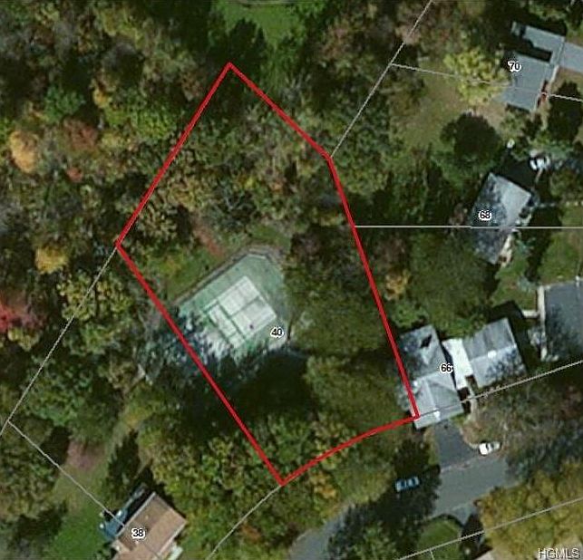 1st image of 40 Hoover Dr