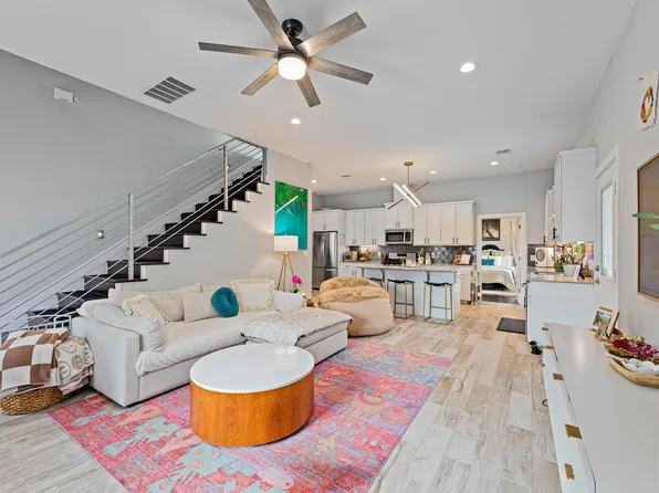 7600 Carver Ave Unit A, Austin, TX 78752