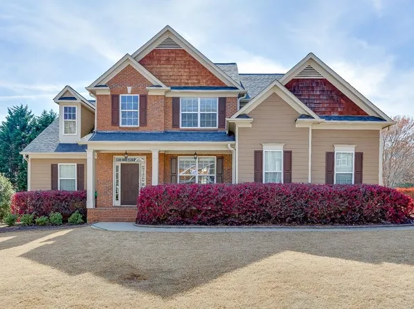 1053 Island View Ct, Buford, GA 30518