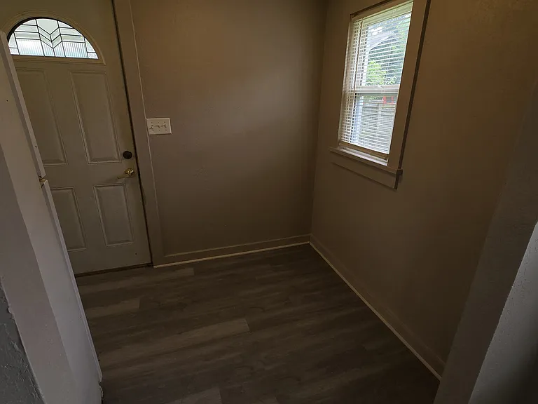 108 S Sturgeon St — Photo 9