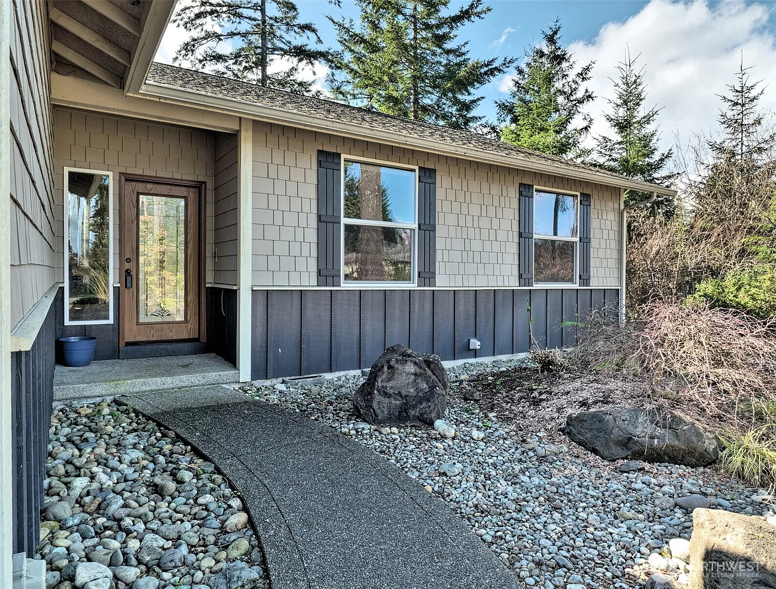 30 E Lilly Pond Lane photo 1