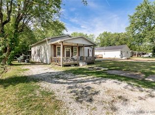 171 Blunt Ave, Austin, IN