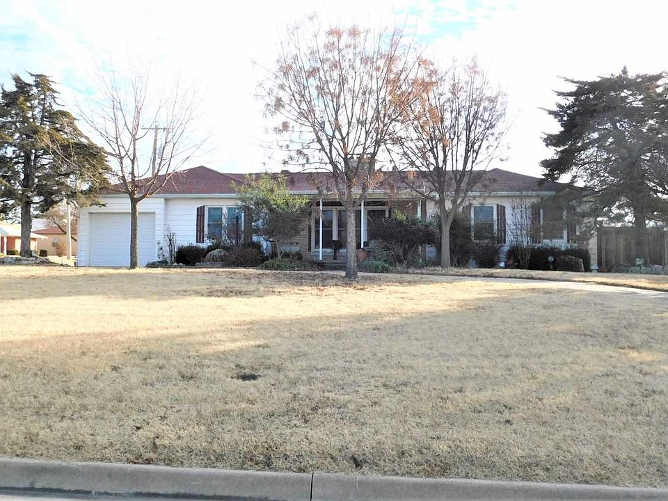 1st image of 161 Fairview Ave
