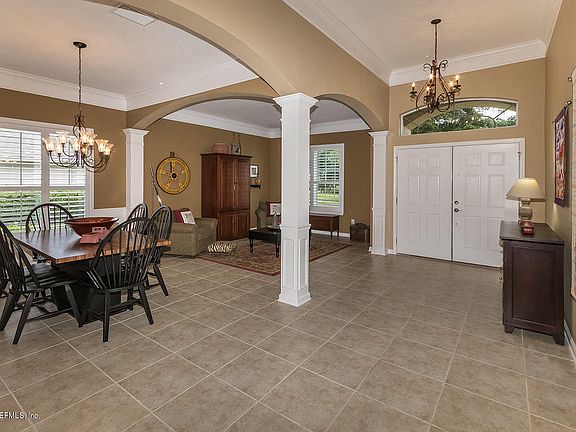 4th image of 1818 Long Cypress Ct