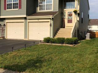 86 Seton Creek Dr, Oswego, IL 60543