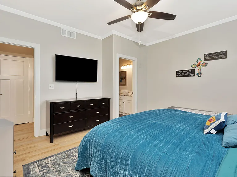 331 N 127th St E #201 — Photo 7