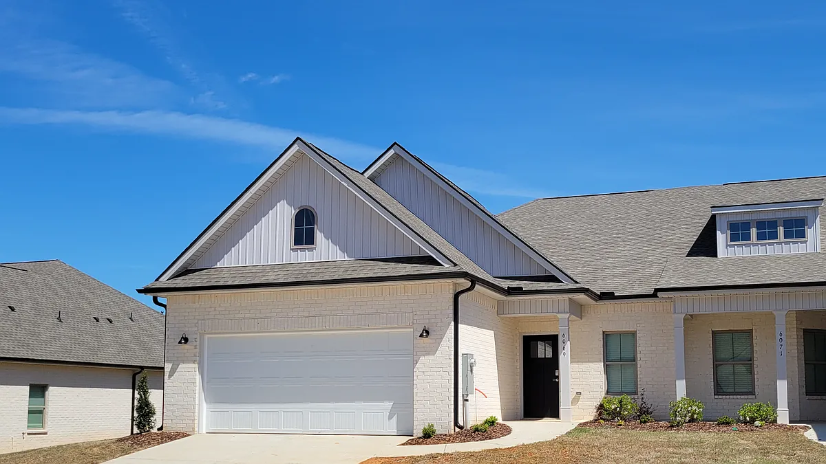 Building Photo - 6069 Gardner Maples Dr