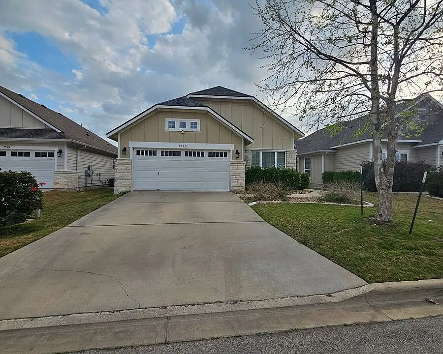 7523 Buffalo Grass Dr