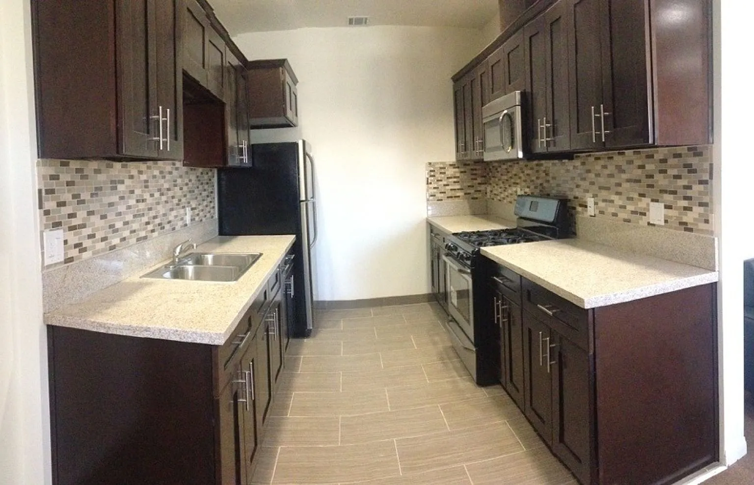 "Terrace Heights Student Housing" Terrace Heights LLC — Photo 4