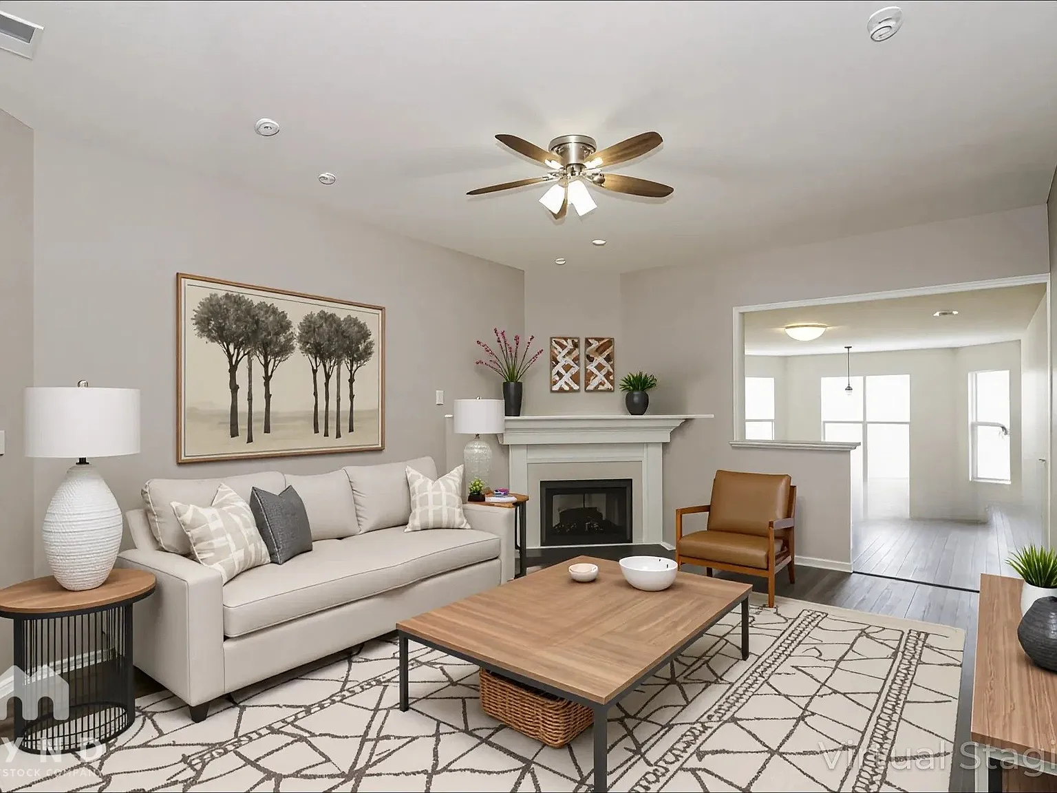 4 bed, 2.0 bath, 1996 sqft, $2,129 — Photo 2