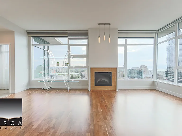 1333 W 11th Ave #1502 — Photo 3