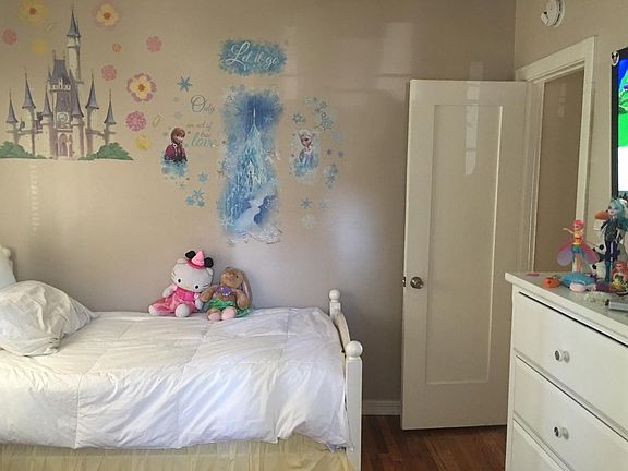 Bedroom #1