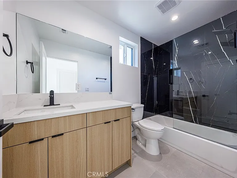 1332 S Longwood Ave #1 — Photo 31