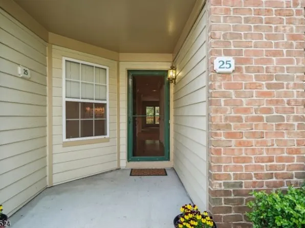 25 Cadence Ct #3705, Morristown, NJ 07960