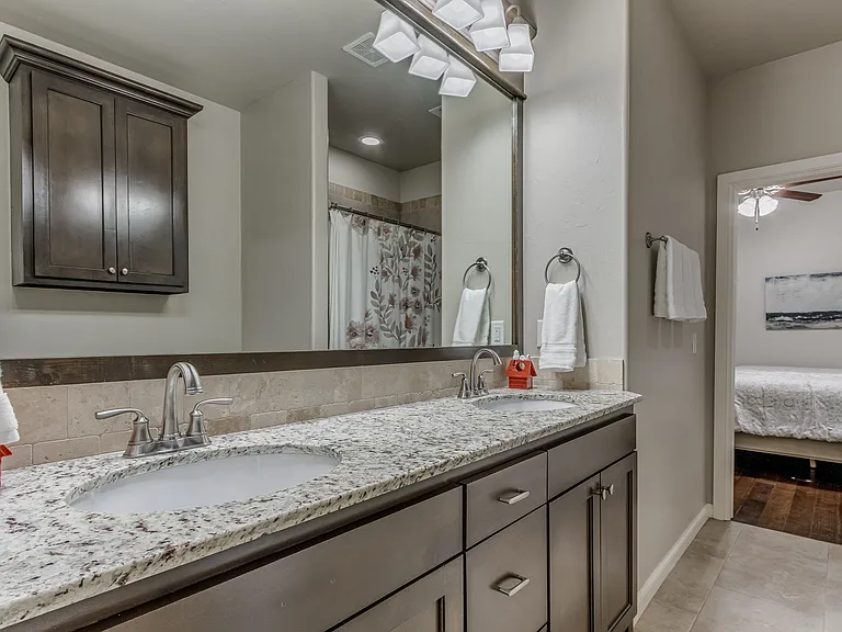 2700 Tranquilo Ln — Photo 12