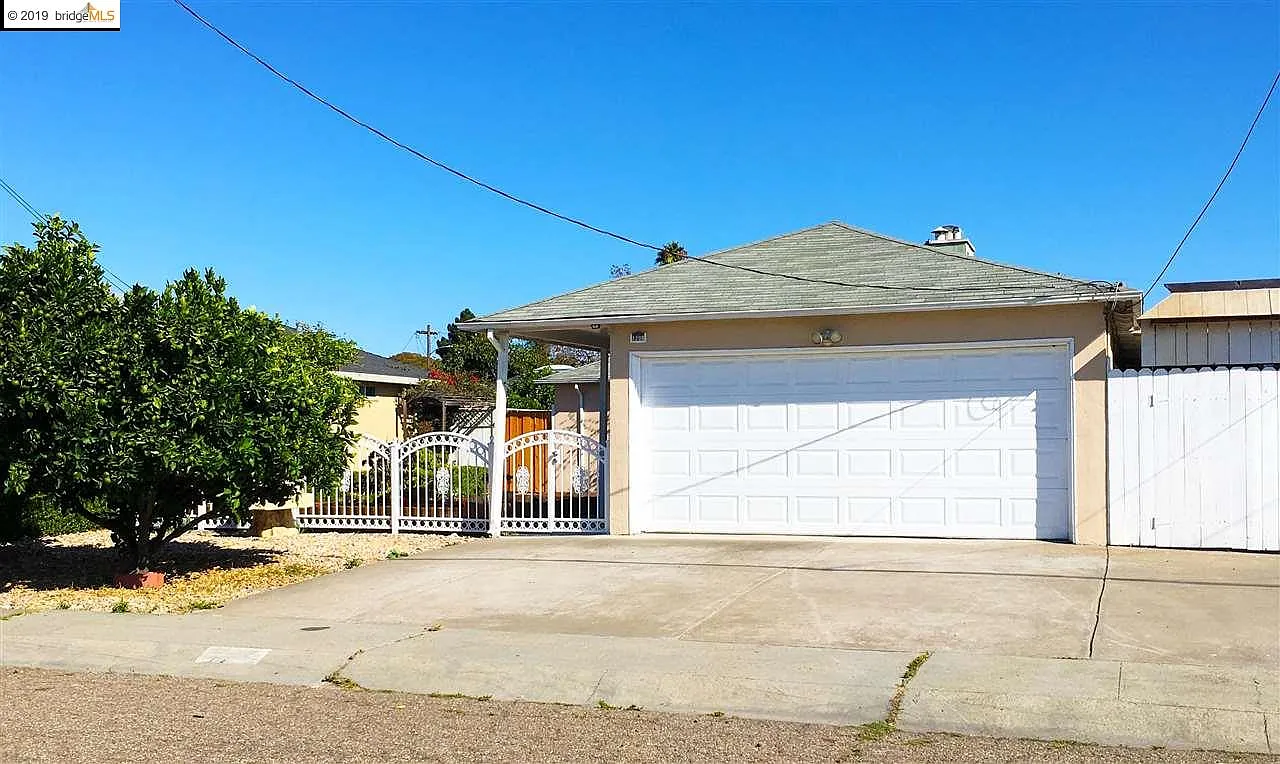 1206 Fordham Ave photo 1