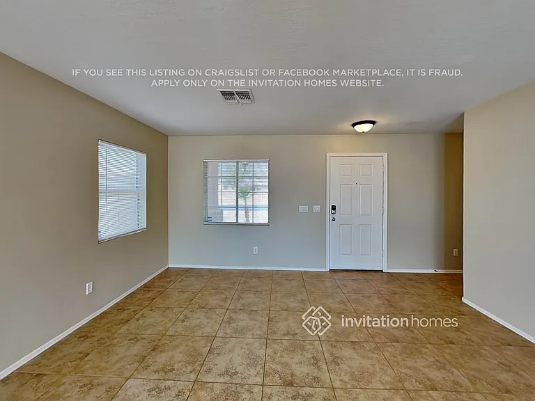 12541 W Myer Ln — Photo 5